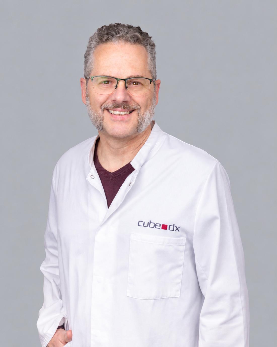Bernhard Ronacher, Management, cube dx
